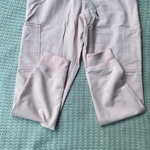 Brand new jaanu XS Scrubs - Picture 5 of 7